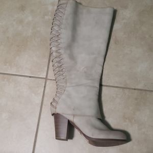 Torrid tan tall lace up boots 👢 wide calf 9.5w sexy and comfortable to walk in